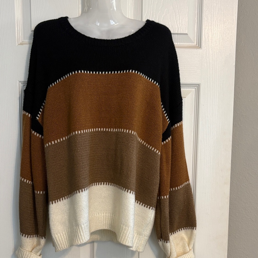 Elegant Colorblock Sweater - Black, Brown, Cream